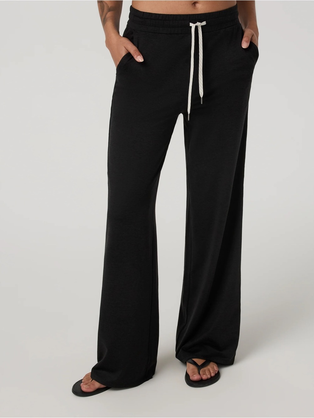Sz S Vuori Halo Essential Wide Leg black heather drawstring waist pockets